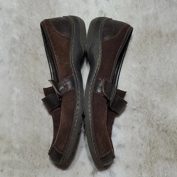 Born BOC Brown Suede and Leather Loafers w Buckle Size 7.5